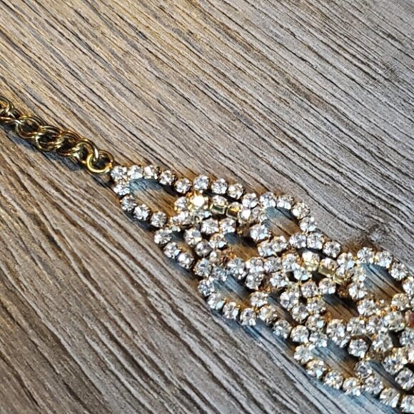 Elegant Bracelet - Picture 5 of 6